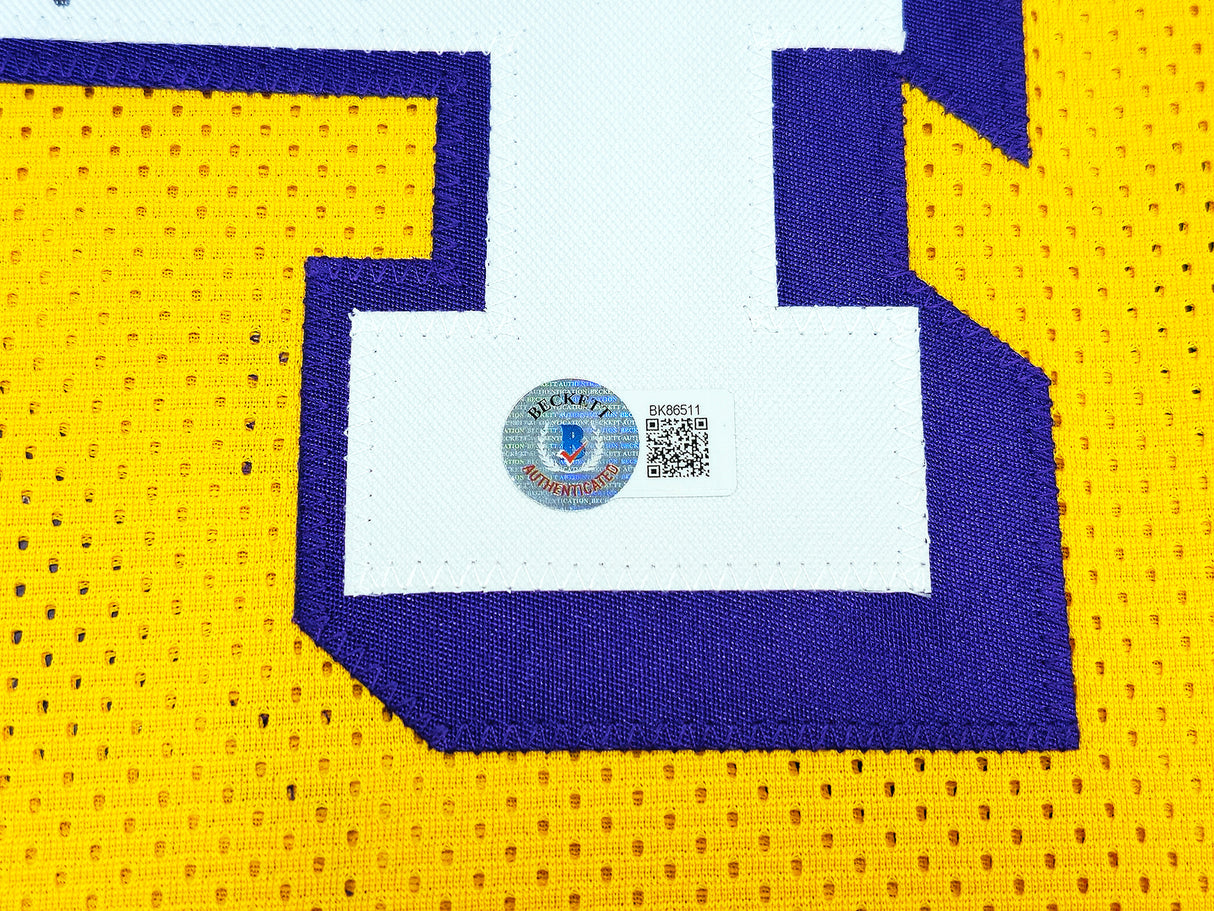 Los Angeles Lakers Jerry West Autographed Yellow Jersey Beckett BAS QR Stock #221334