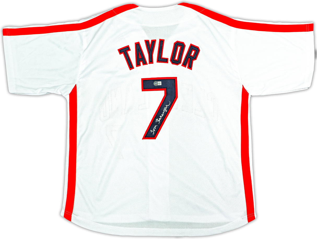 Tom Berenger Autographed White Jersey Major League Jake Taylor Beckett BAS Witness Stock #221302