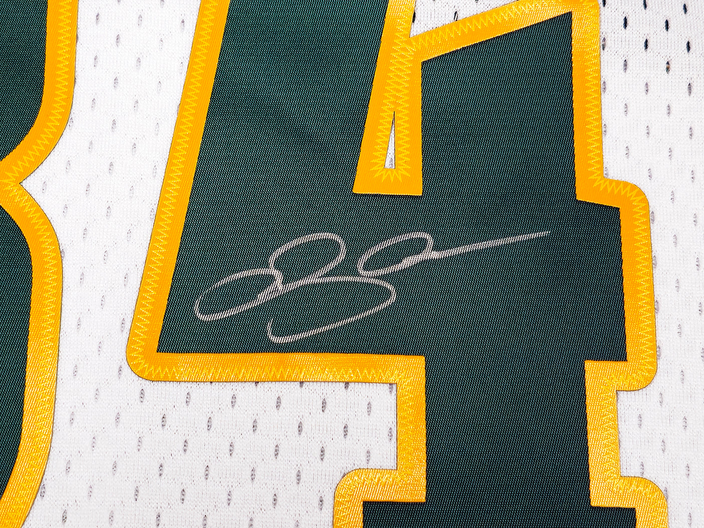 Seattle Sonics Ray Allen Autographed White Authentic Mitchell & Ness 2006-07 Ray Allen HWC Swingman Jersey Size XXL Beckett BAS Witness Stock #221296