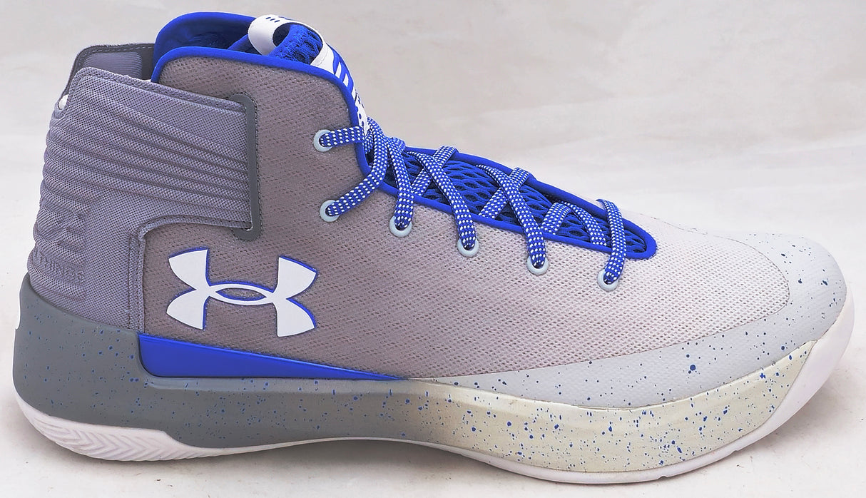Stephen Curry Autographed Grey Under Armour Curry 3 Shoe Golden State Warriors Size 13 JSA Stock #221514