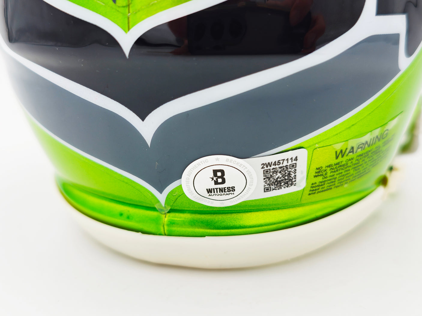 Kenneth Walker III Autographed Seattle Seahawks Flash Green Speed Mini Helmet Beckett BAS Witness Stock #235707
