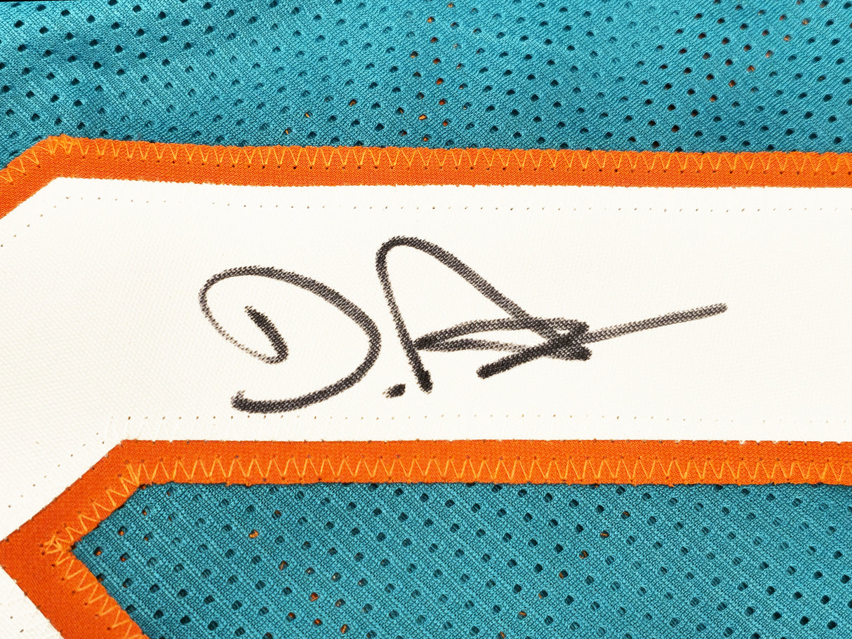 Miami Dolphins De'Von Achane Autographed Teal Jersey Beckett BAS Witness Stock #221539