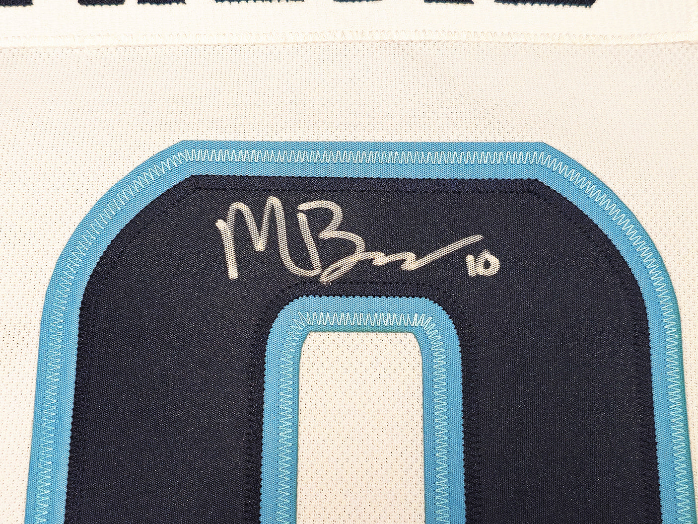 Seattle Kraken Matty Beniers Autographed White Adidas Authentic Jersey Size 44 Fanatics Holo Stock #222020