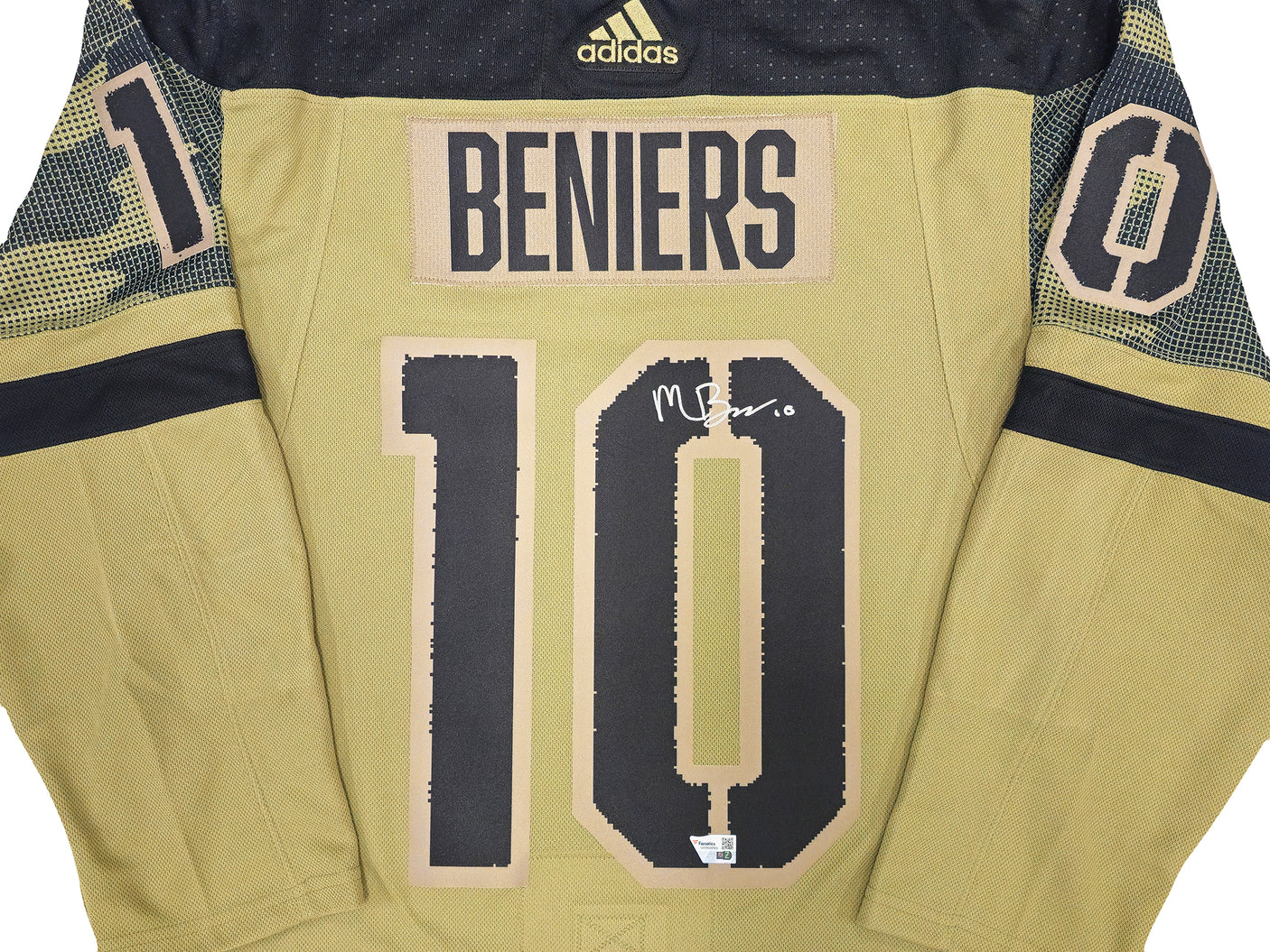 Seattle Kraken Matty Beniers Autographed Camo Salute Adidas Authentic Jersey Size 44 Fanatics Holo Stock #222022