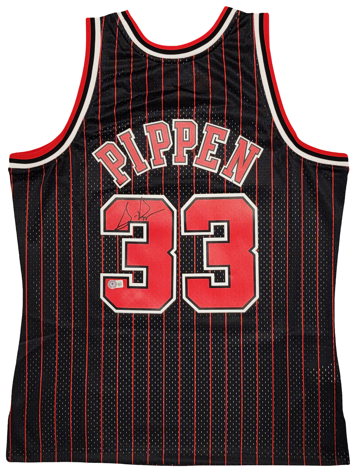 Chicago Bulls Scottie Pippen Autographed Black Authentic Mitchell & Ness 1995-96 Hardwood Classics Swingman Jersey Size L Beckett BAS Witness Stock #210847