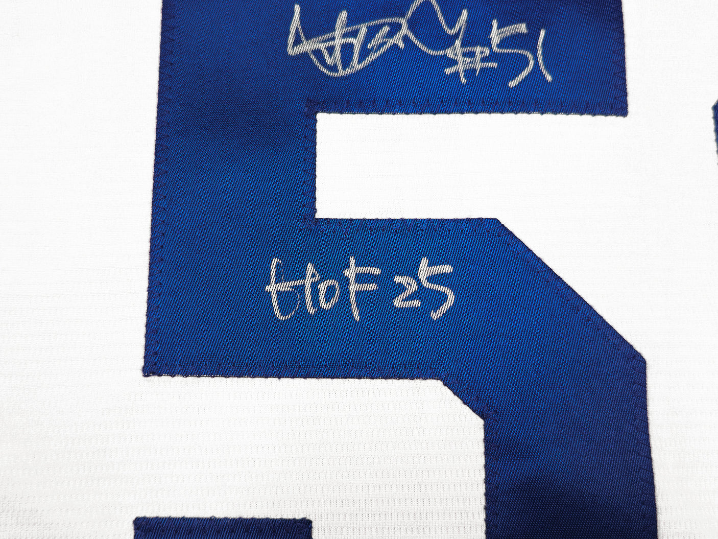 Seattle Mariners Ichiro Suzuki Autographed White Nike Cooperstown Collection Jersey Size XXL "HOF 25" IS Holo & Beckett BAS Witness QR Stock #238319