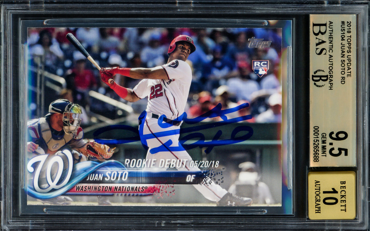 Juan Soto Autographed 2018 Topps Update Rookie Card #US104 New York Yankees BGS 9.5 Auto Grade Gem Mint 10 Beckett BAS Stock #211850