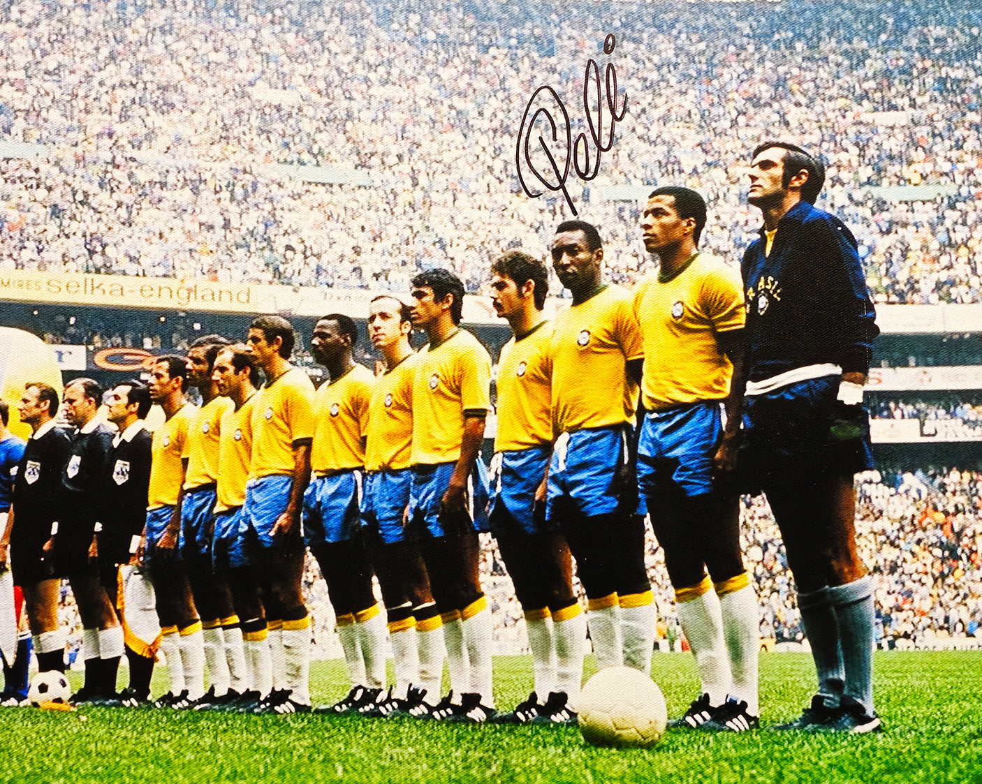 Pele Autographed Framed 16x23.5 Framed Canvas CBD Brazil PSA/DNA #AD20250