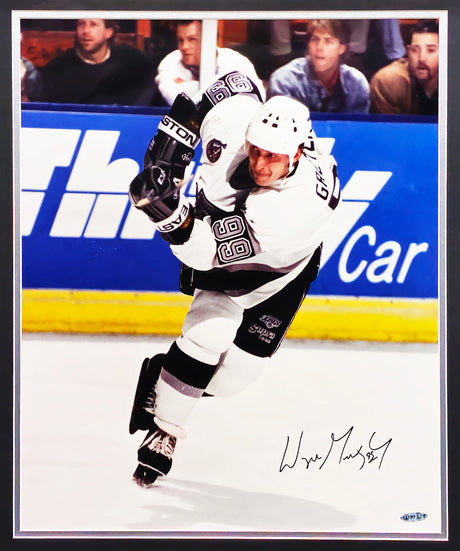 Wayne Gretzky Autographed Framed 16x20 Photo Los Angeles Kings "99" UDA Holo #BAF27872