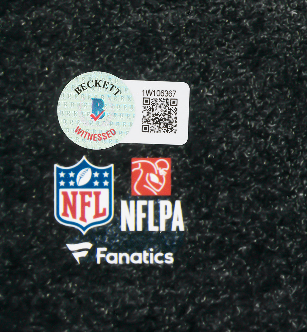 Tyreek Hill Autographed 16x20 Photo Miami Dolphins Spotlight Selfie Backflip Beckett BAS Witness Stock #222811