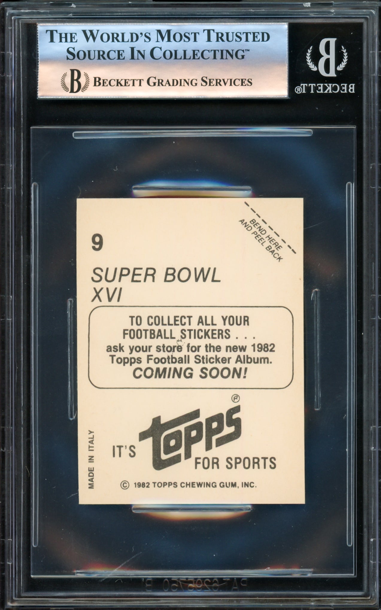 Joe Montana Autographed 1982 Topps Sticker Card #9 San Francisco 49ers Beckett BAS #16176660