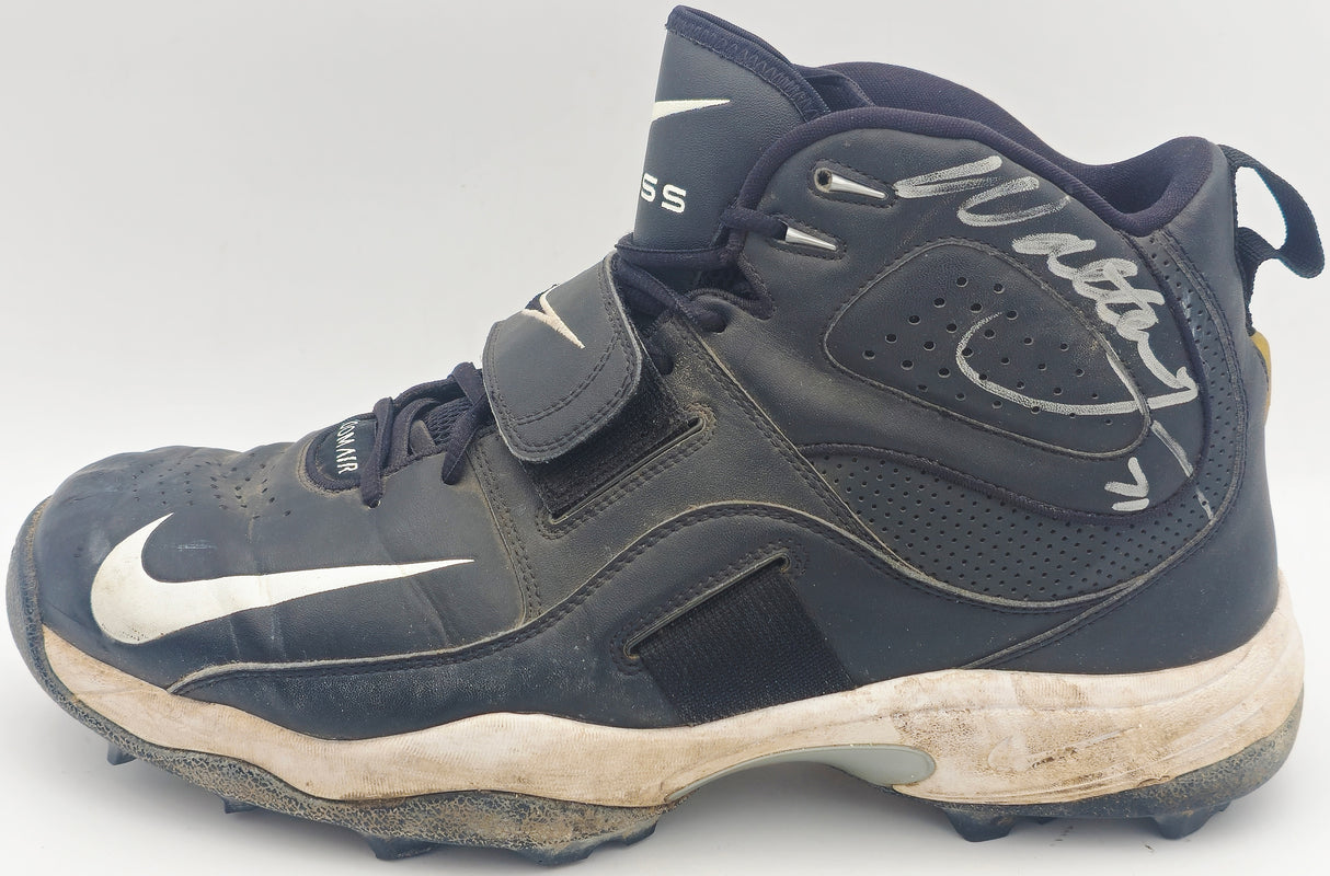 Walter Jones Autographed Dual Signed Pair of Game Used Black Nike Zoom Air Cleats Seattle Seahawks Beckett BAS QR #BF24626 & BF24627
