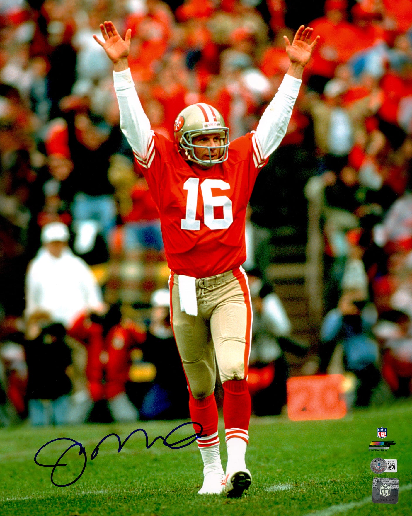 Joe Montana Autographed 16x20 Photo San Francisco 49ers Beckett BAS QR Stock #238335