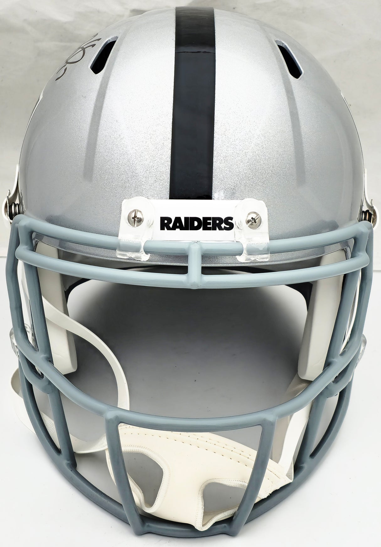 Davante Adams Autographed Las Vegas Raiders Silver Full Size Speed Replica Helmet Beckett BAS Witness Stock #224725