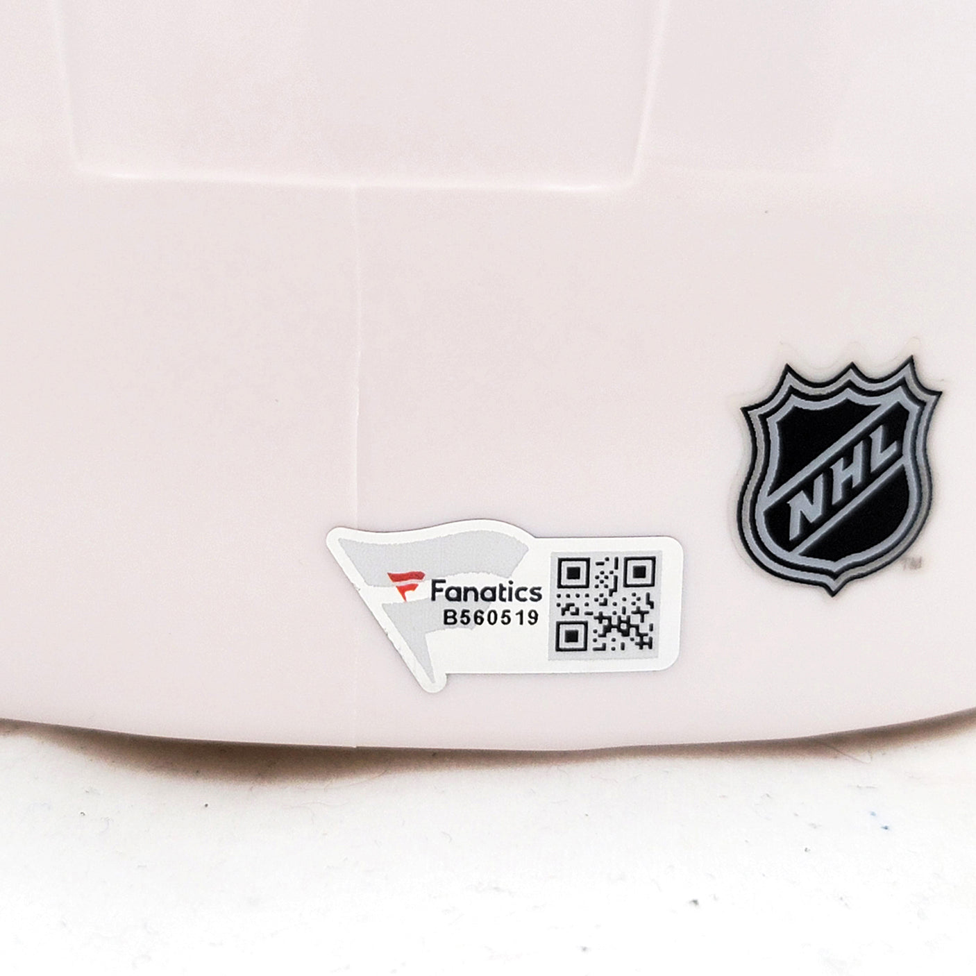Ryan Donato Autographed Seattle Kraken White Mini Helmet Fanatics Holo Stock #211733