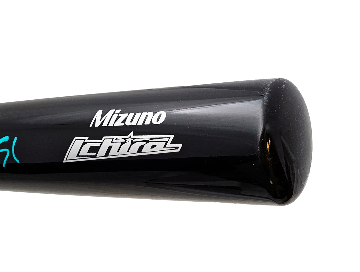 Ichiro Suzuki Autographed Black Mizuno Player Model Bat Seattle Mariners "#51, 4367" IS Holo Stock #212166
