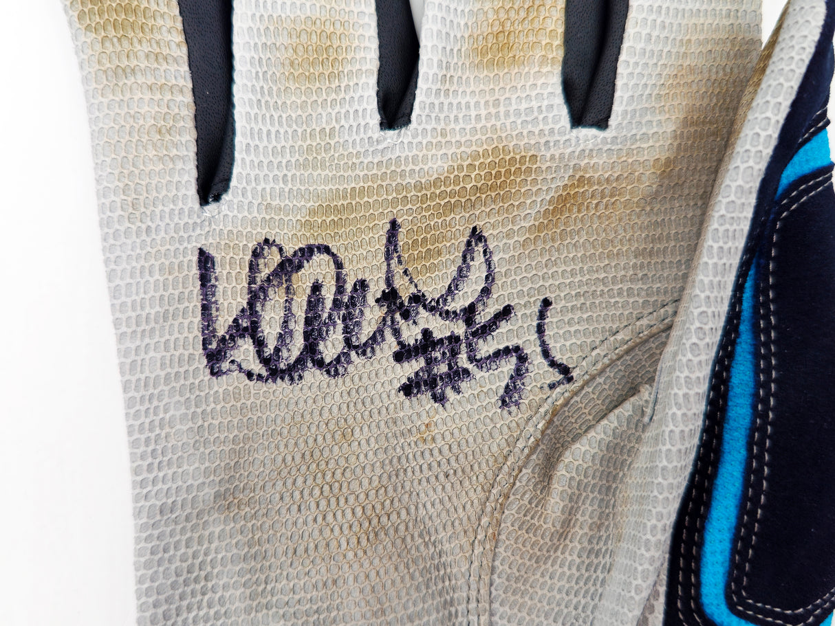 Ichiro Suzuki Autographed Pair of Grey & Teal Mizuno Game Used Batting Gloves Seattle Mariners "#51" IS Holo SKU #238833