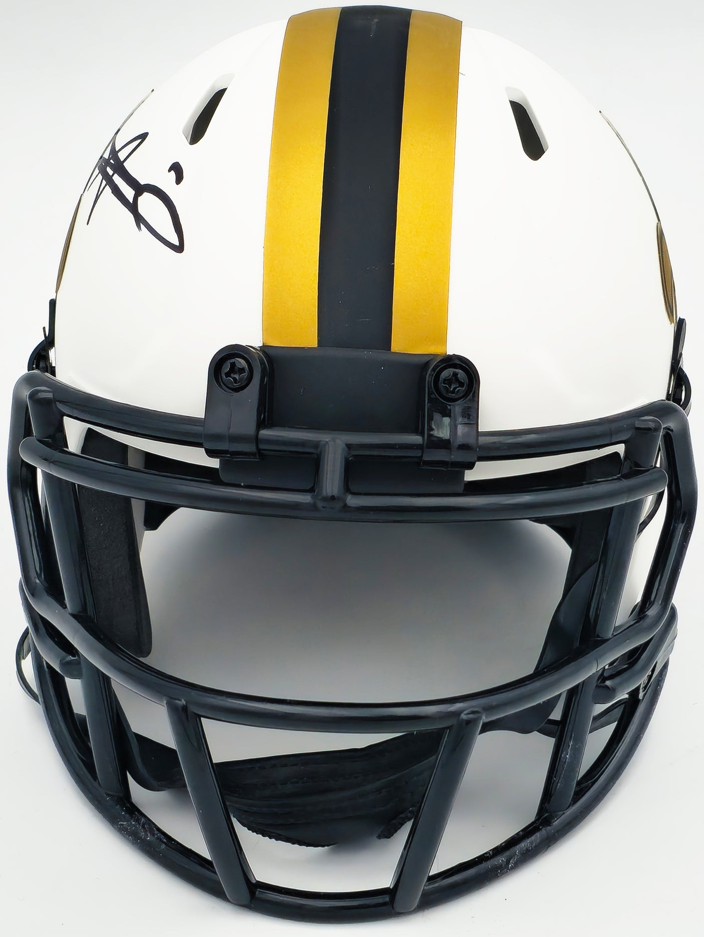 Alvin Kamara Autographed New Orleans Saints Lunar Eclipse White Speed Mini Helmet Beckett BAS Witness Stock #224823