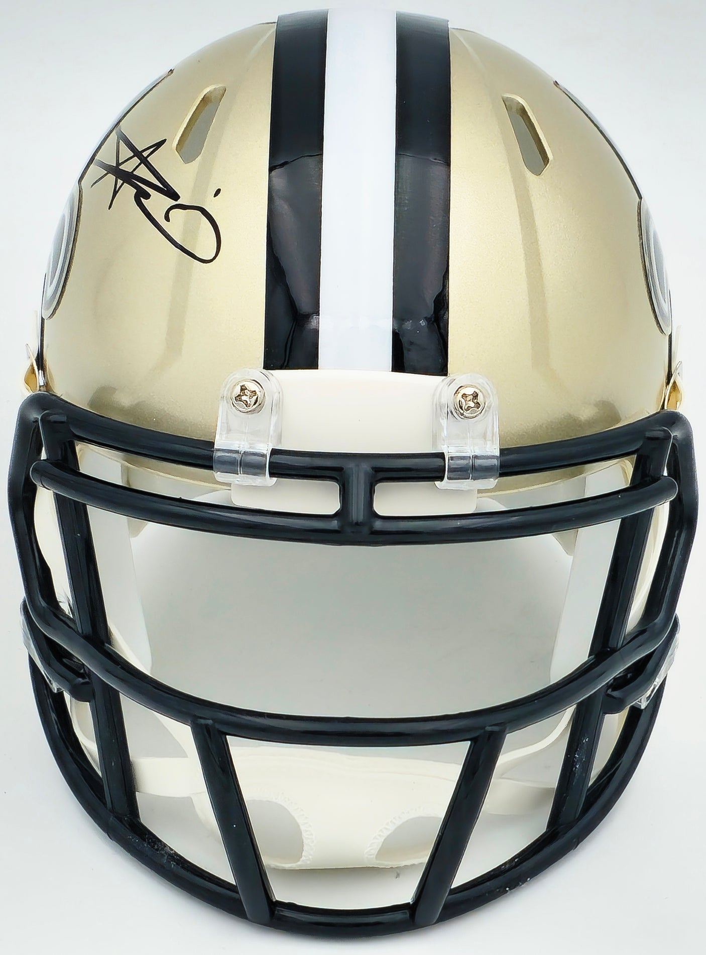 Alvin Kamara Autographed New Orleans Saints Gold Speed Mini Helmet Beckett BAS Witness Stock #224824