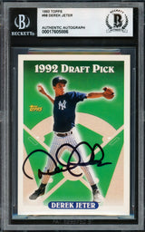 Derek Jeter Autographed 1993 Topps Rookie Card #98 New York Yankees Beckett BAS #17605886