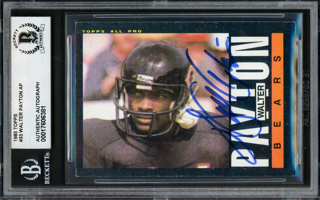 Walter Payton Autographed 1985 Topps Card #33 Chicago Bears Beckett BAS #17606381