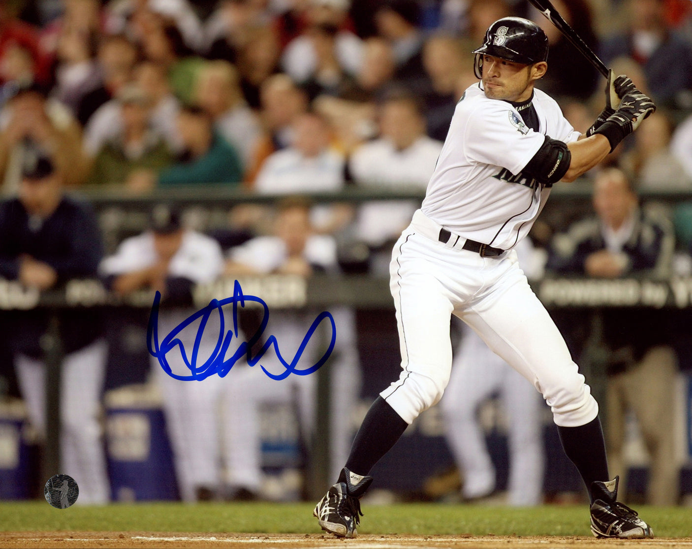 Ichiro Suzuki Autographed 8x10 Photo Seattle Mariners Hitting IS Holo Stock #239714