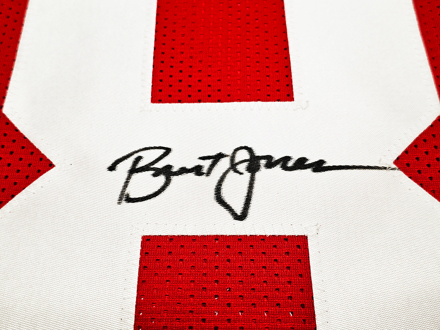 San Francisco 49ers Brent Jones Autographed Red Jersey PSA/DNA Stock #212449