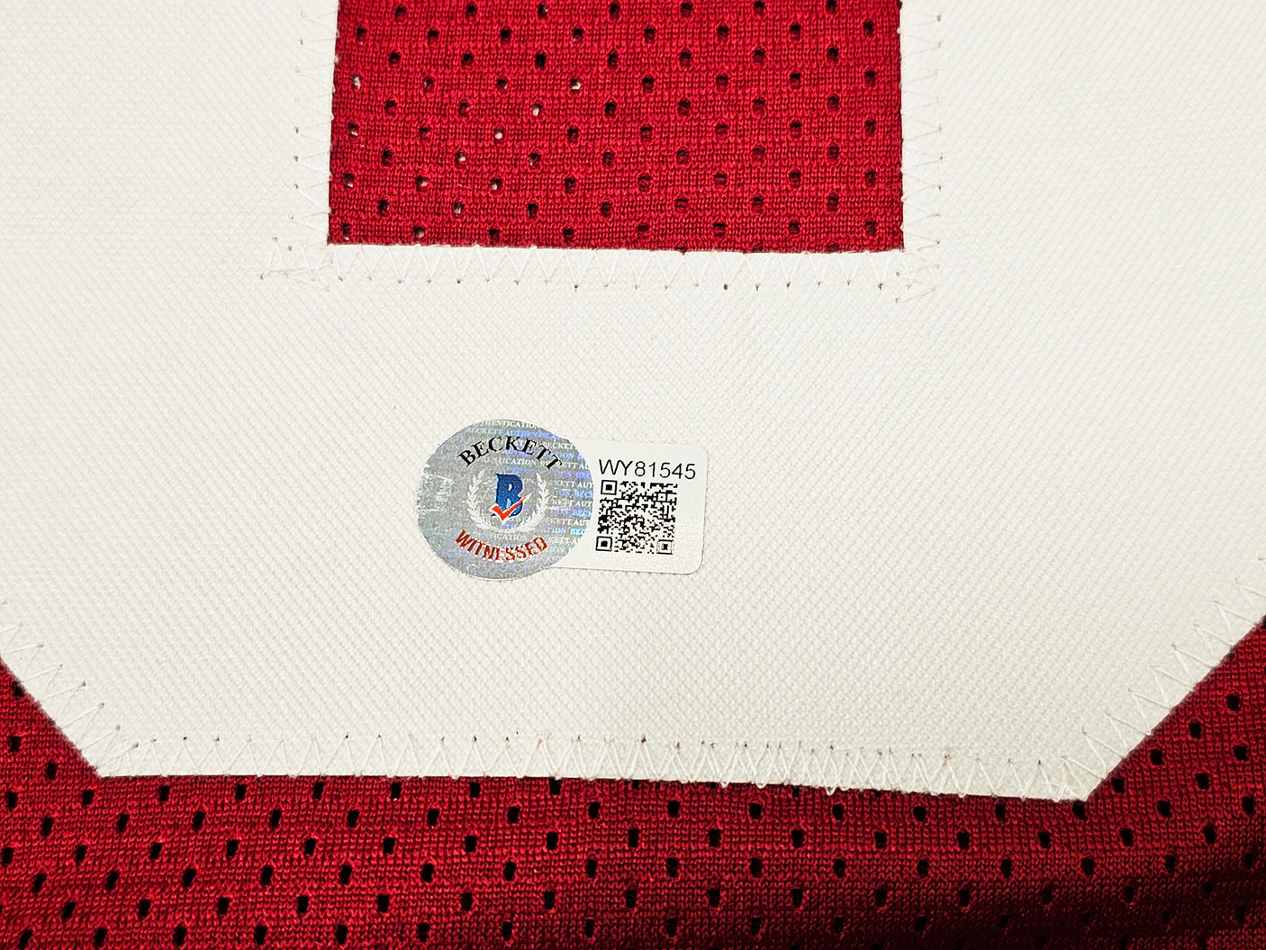 Alabama Crimson Tide Cornelius Bennett Autographed Maroon Jersey Beckett BAS Witness Stock #213096