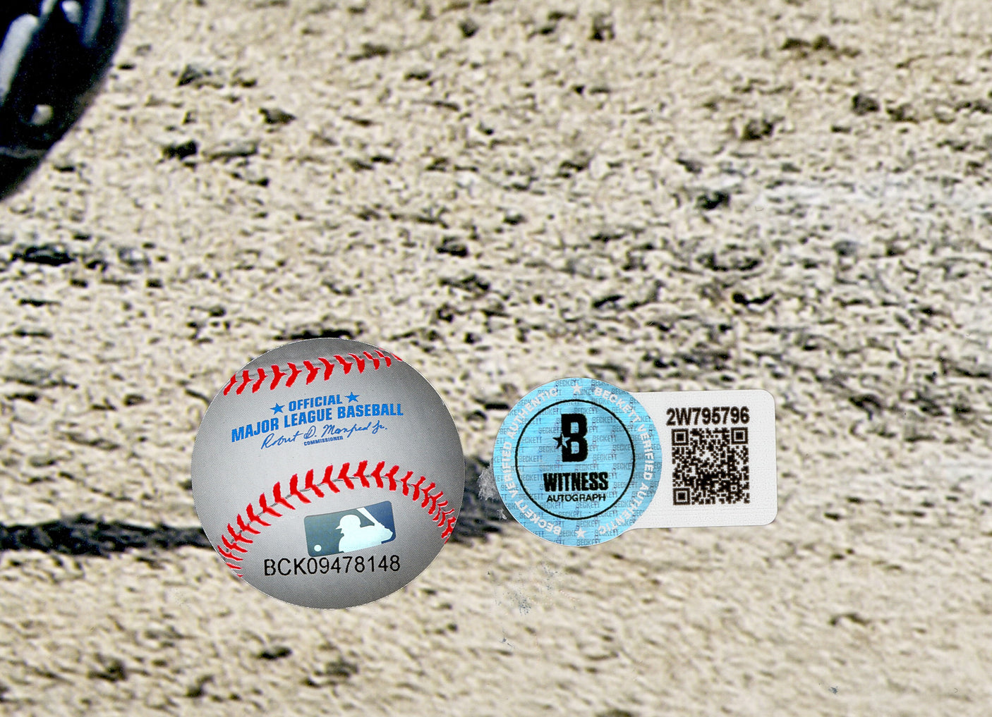 Frank Thomas Autographed 16x20 Photo Chicago White Sox Beckett BAS Witness Stock #239752