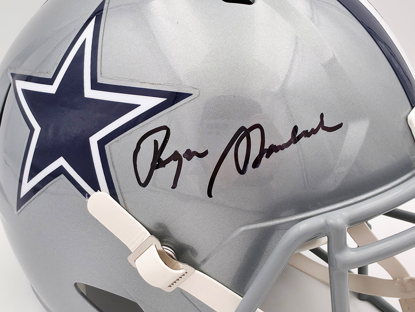 Roger Staubach Autographed Dallas Cowboys Silver Full Size Speed Replica Helmet Beckett BAS Witness Stock #238802