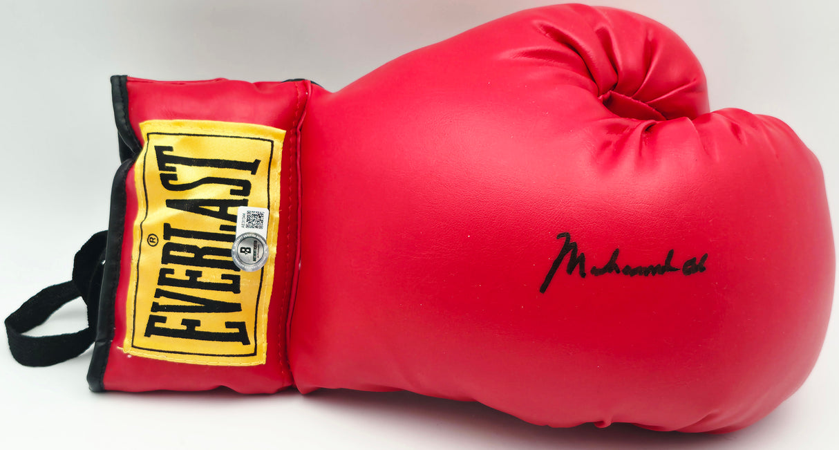 Muhammad Ali Autographed Red Everlast Boxing Glove LH Beckett BAS & Beckett BAS #AE31344