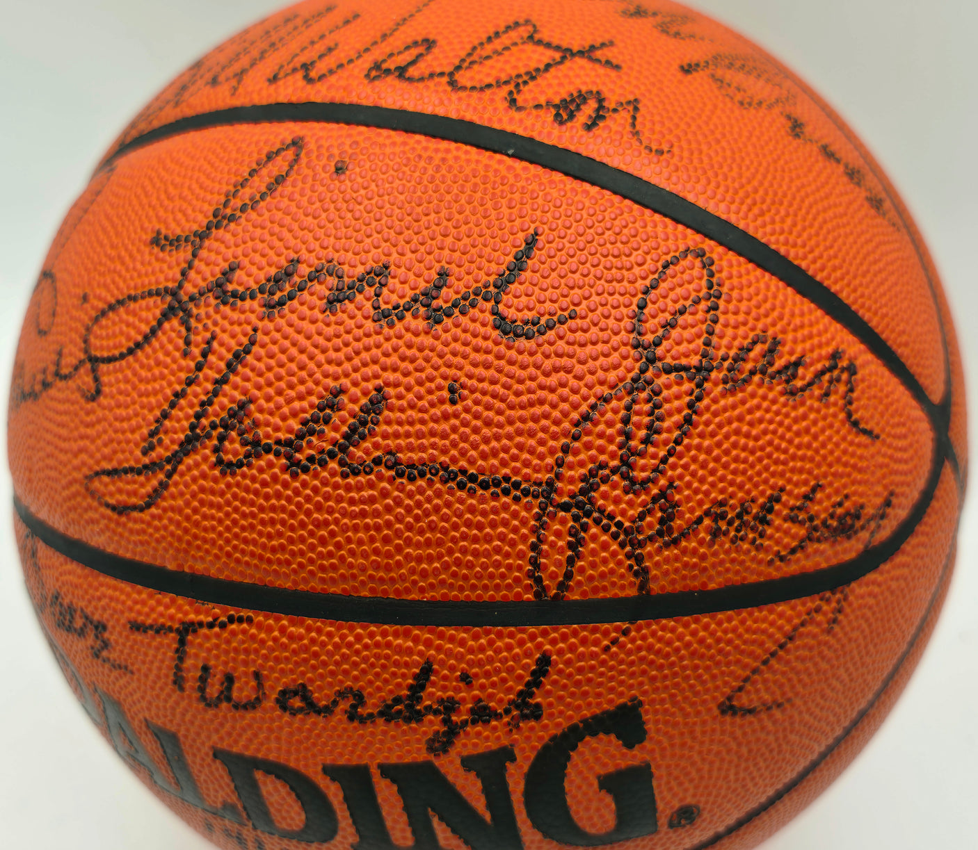 1976-77 Portland Trail Blazers Team Autographed Spalding NBA Game Basketball With 7 Signatures Including Bill Walton Beckett BAS #AE31354
