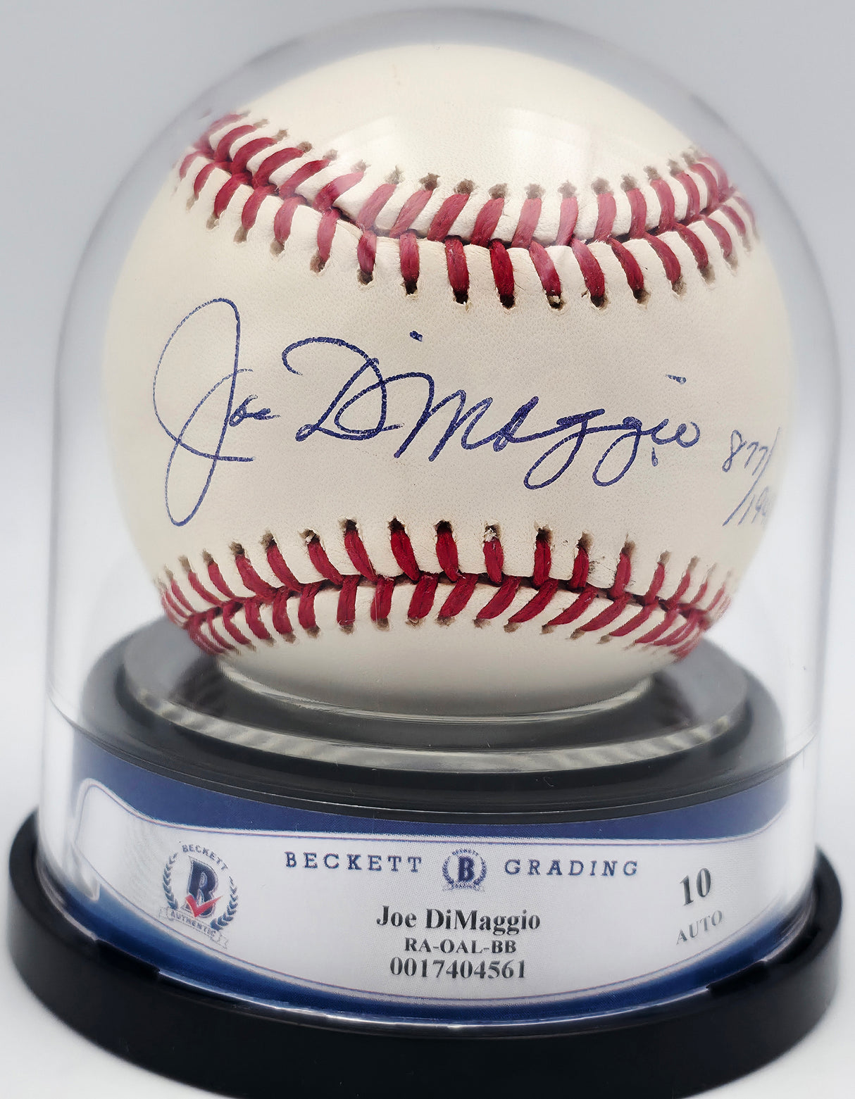 Joe DiMaggio Autographed Official AL Baseball New York Yankees Auto Grade Gem Mint 10 Beckett BAS #17404561