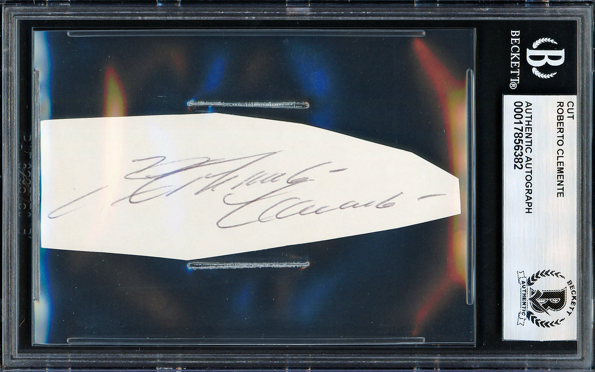 Roberto Clemente Autographed 1x3.5 Cut Signature Pittsburgh Pirates Beckett BAS #17856382