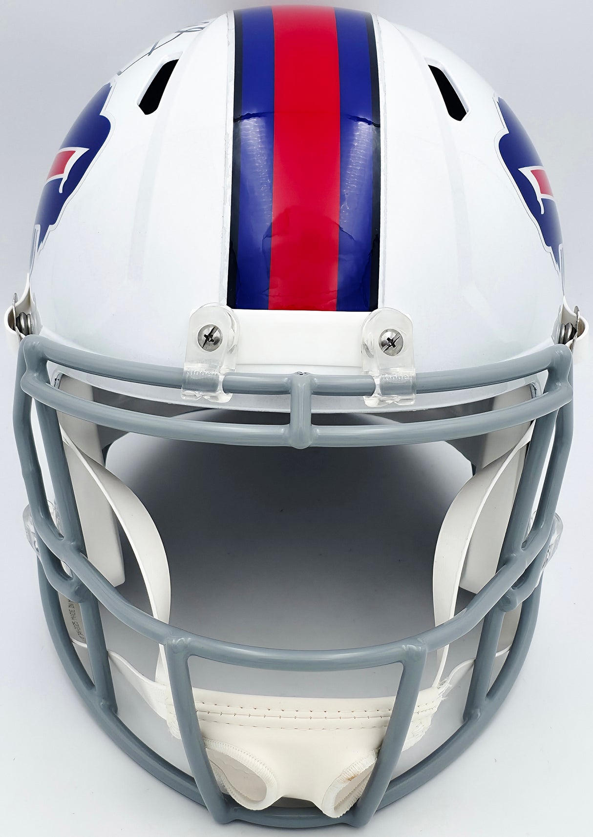 Jim Kelly Autographed Buffalo Bills 2011-20 Throwback White Full Size Replica Helmet Beckett BAS Witness Stock #241389