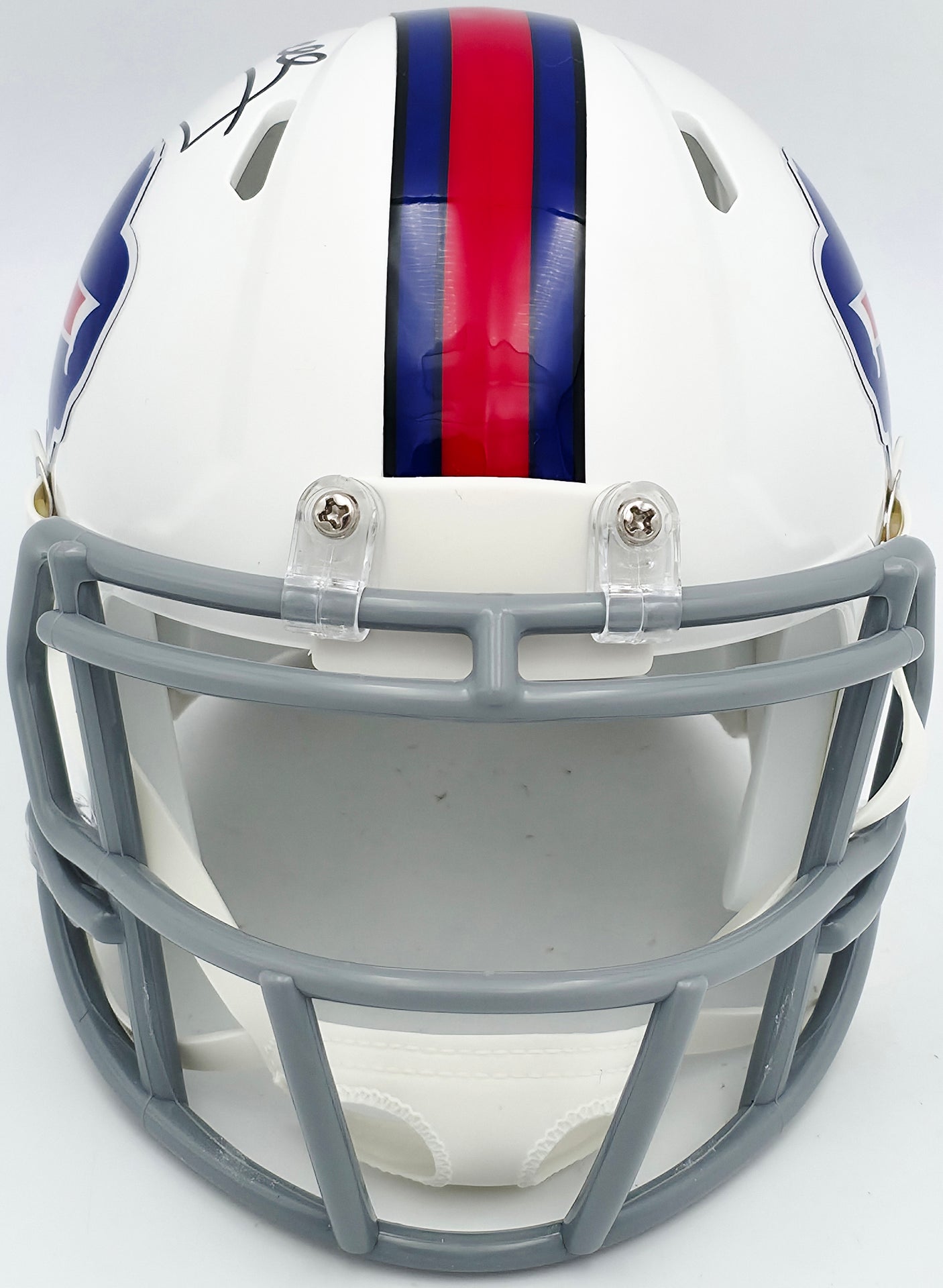 Jim Kelly Autographed Buffalo Bills 2011-20 Throwback White Speed Mini Helmet Beckett BAS Witness Stock #241392