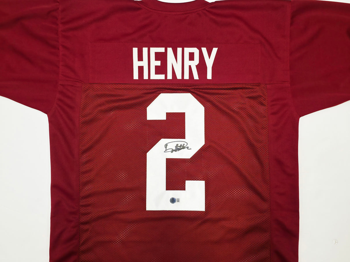 Alabama Crimson Tide Derrick Henry Autographed Maroon Jersey Beckett BAS Witness Stock #239853