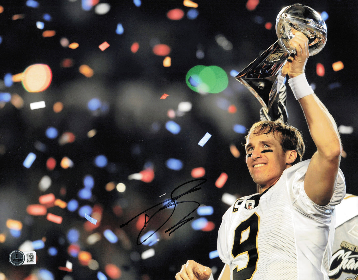 Drew Brees Autographed 11x14 Photo New Orleans Saints Beckett BAS QR #AE31846