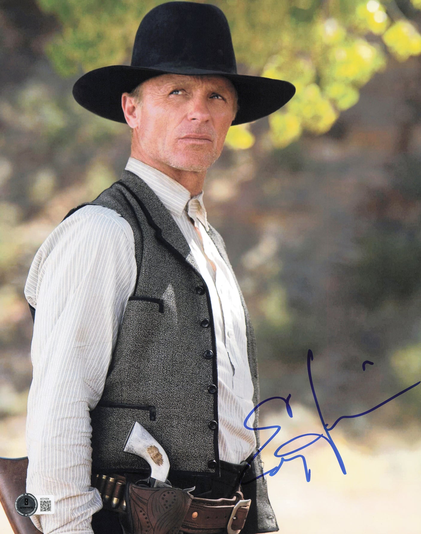 Ed Harris Autographed 11x14 Photo Beckett BAS QR #AE31934