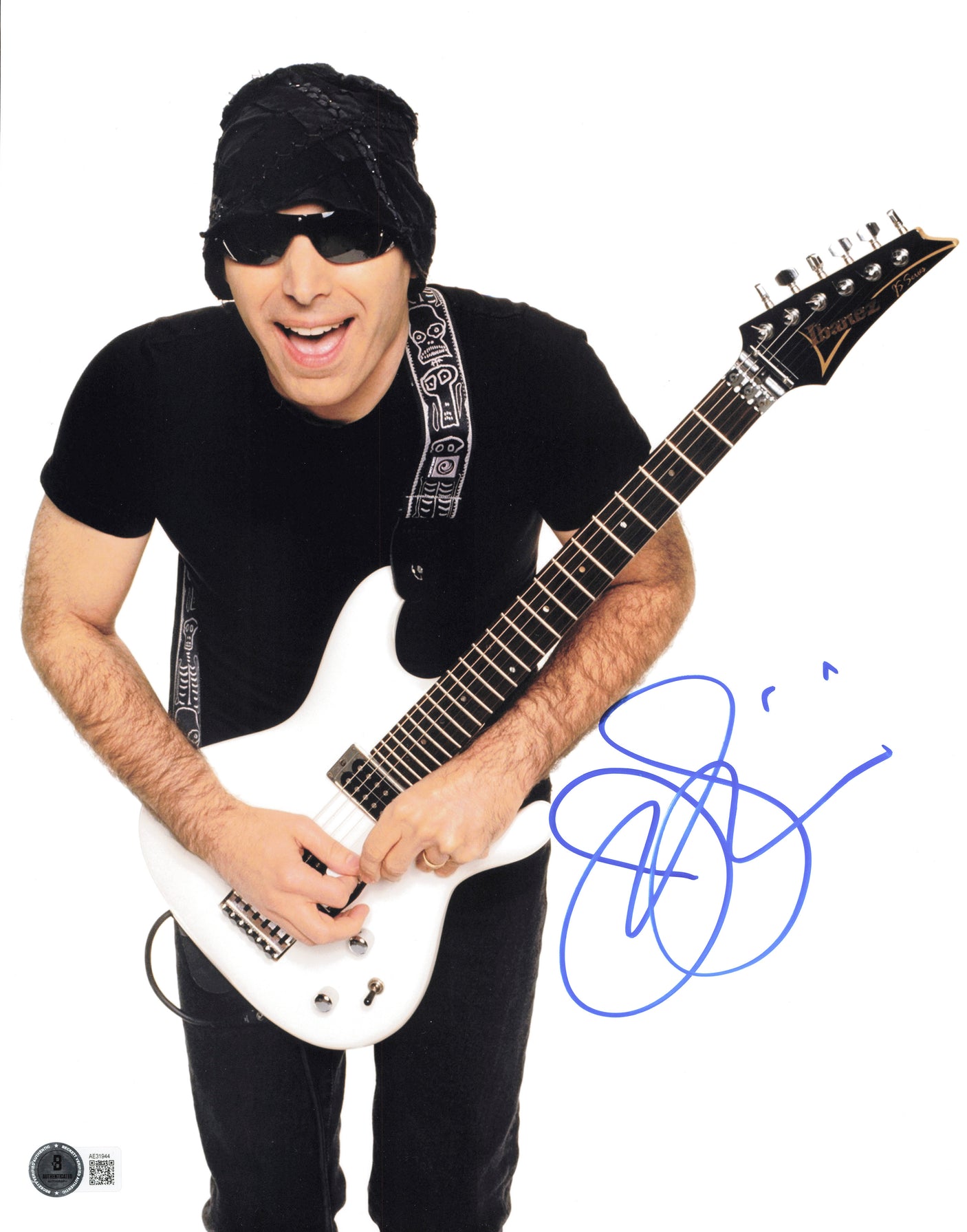 Joe Satriani Autographed 11x14 Photo Guitarist Beckett BAS QR #AE31944