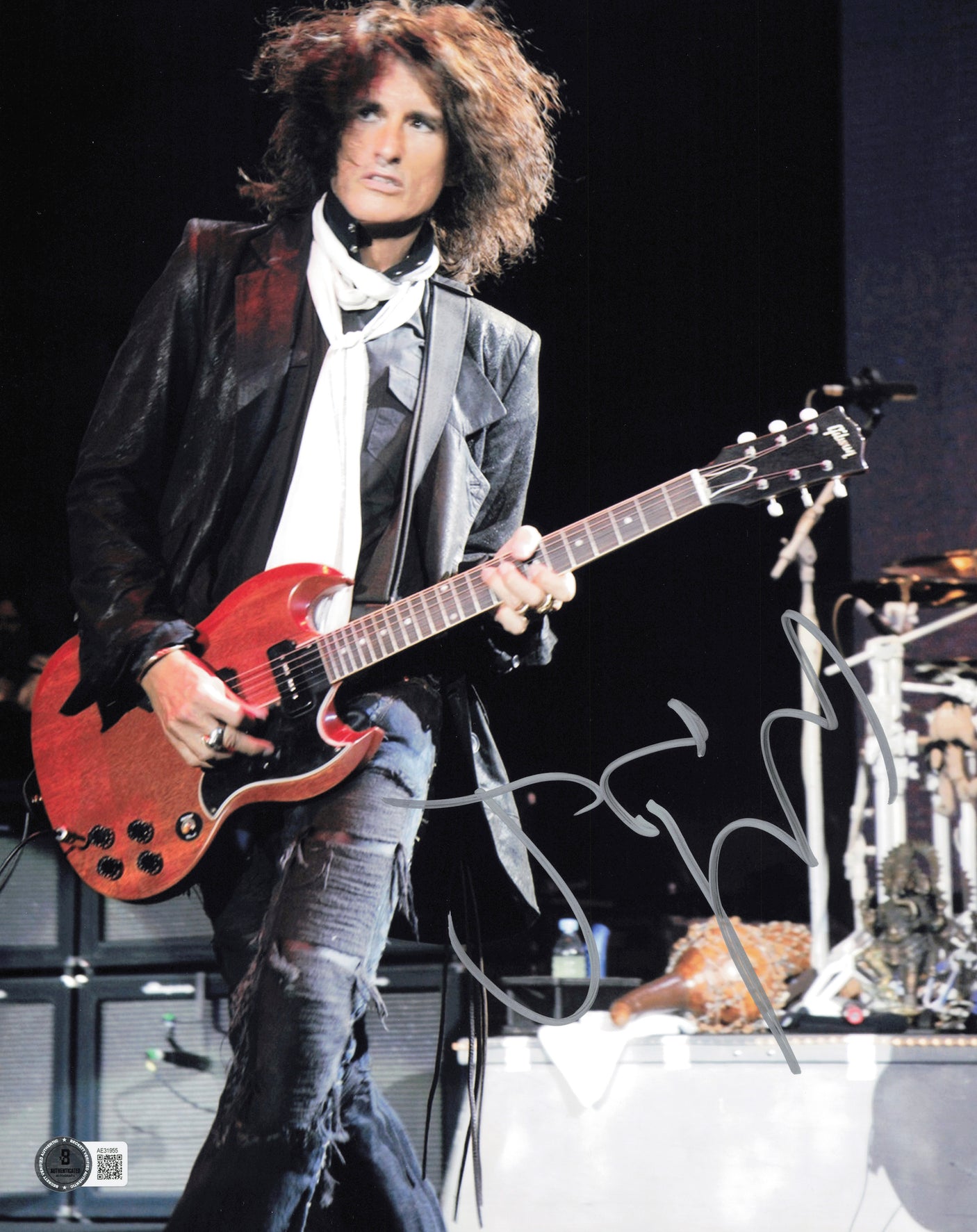 Joe Perry Autographed 11x14 Photo Aerosmith Beckett BAS QR #AE31955