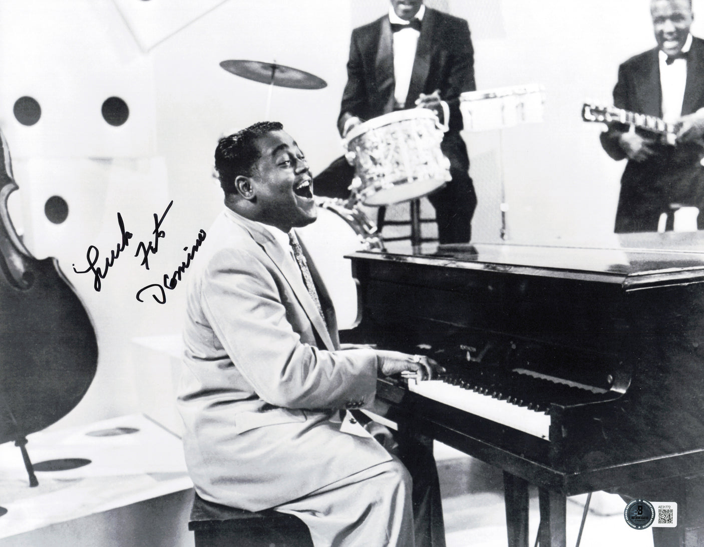 Fats Domino Autographed 11x14 Photo Beckett BAS QR #AE31772