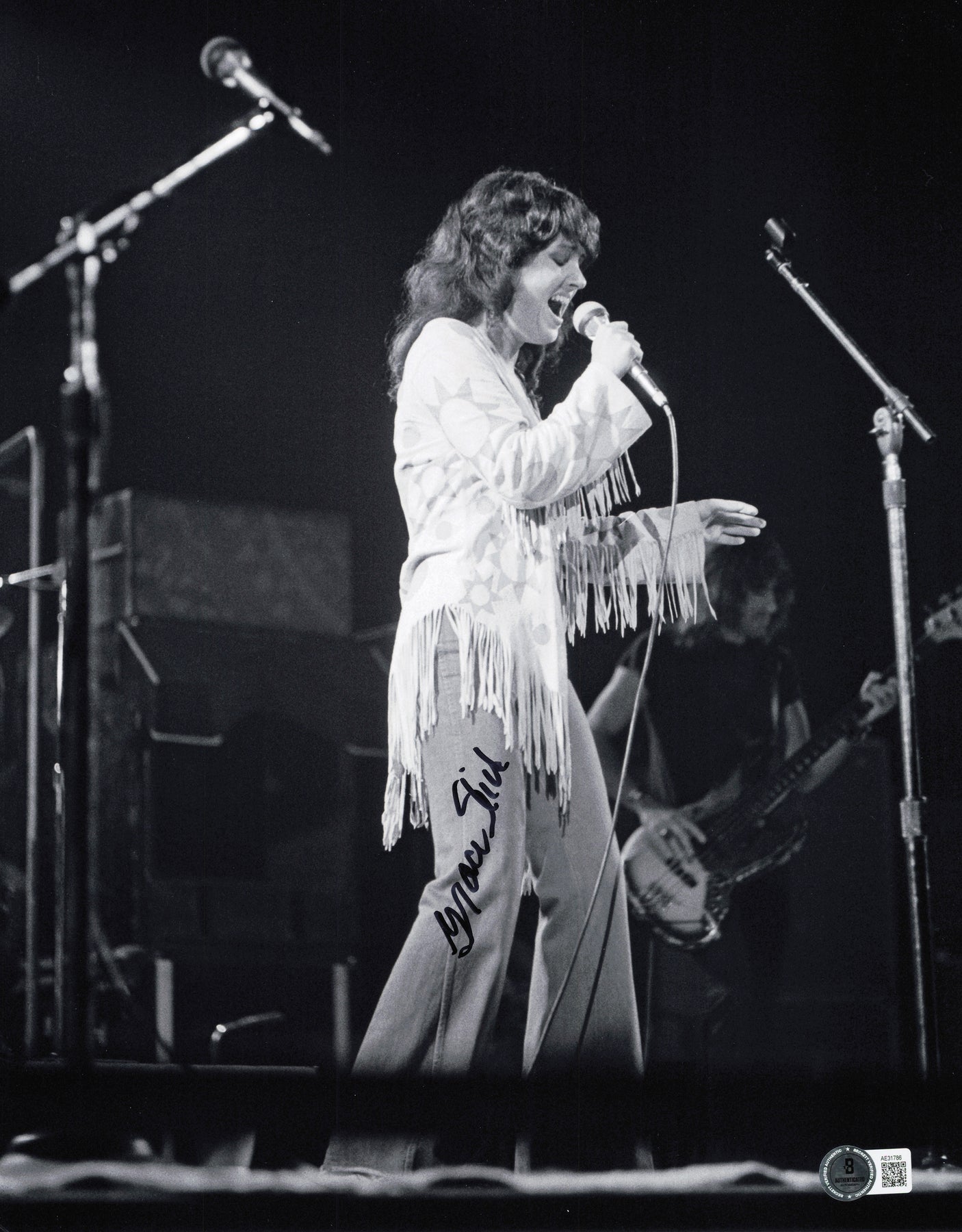 Grace Slick Autographed 11x14 Photo Jefferson Starship Beckett BAS QR #AE31786