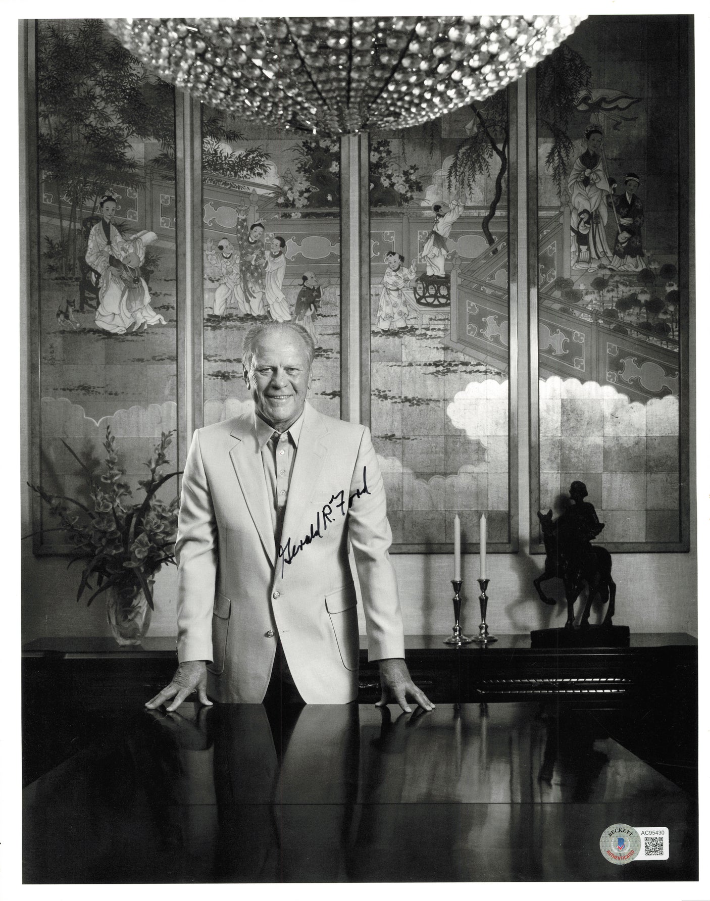 Gerald Ford Autographed 11x14 Photo President Beckett BAS QR #AE31430