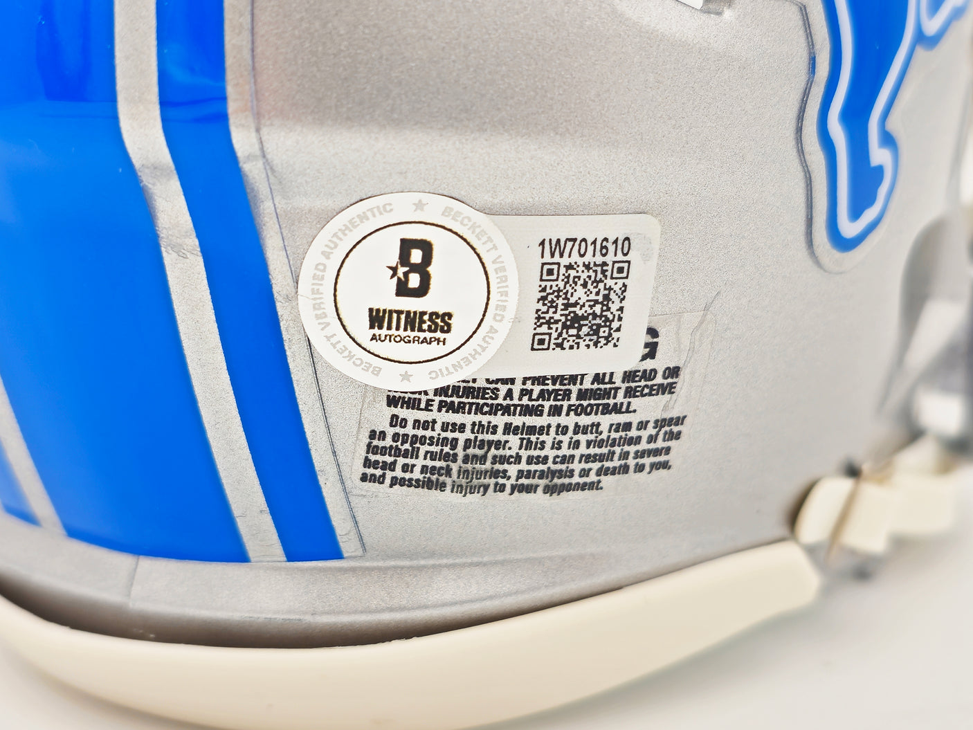 Sam LaPorta Autographed Detroit Lions Silver Speed Mini Helmet Beckett BAS Witness Stock #230026