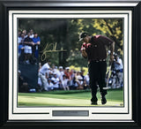 Tiger Woods Autographed Framed 20x24 Photo 2000 PGA Championship UDA Holo #BAM205211