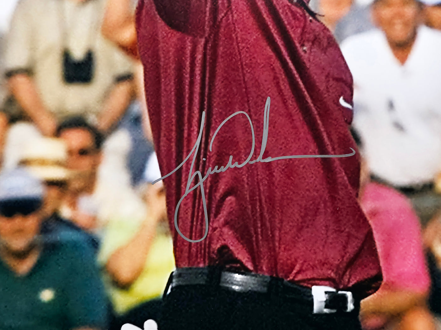 Tiger Woods Autographed Framed 20x24 Photo 2001 Masters UDA Holo #BAM166242