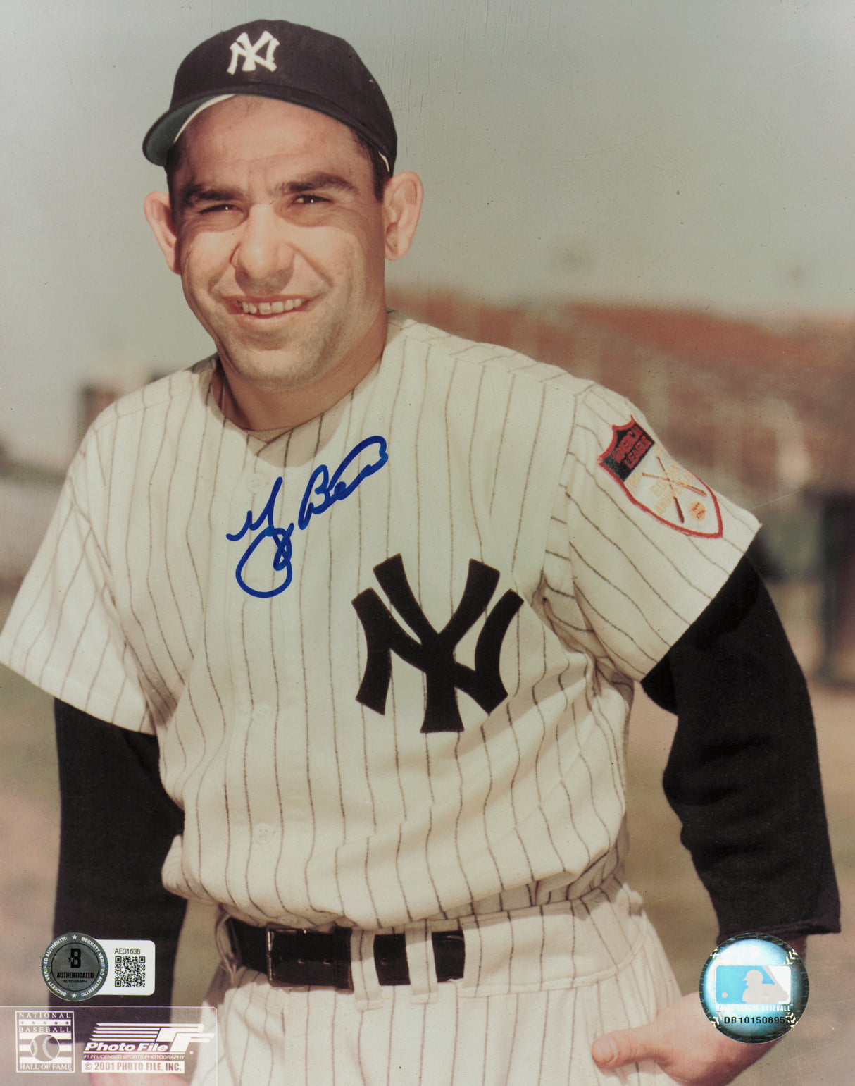 Yogi Berra Autographed 8x10 Photo New York Yankees Beckett BAS QR #AE31638