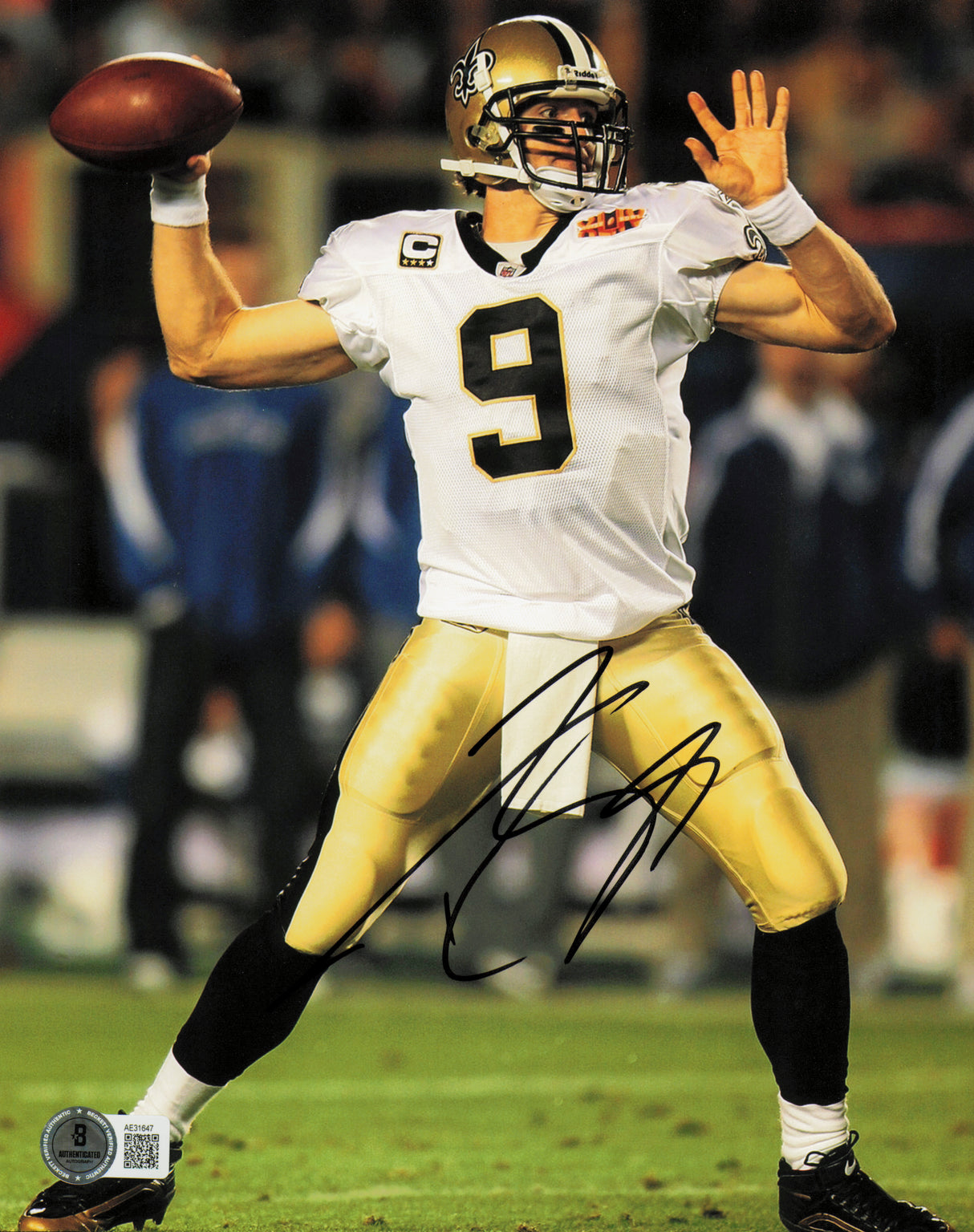 Drew Brees Autographed 8x10 Photo New Orleans Saints Beckett BAS QR #AE31647