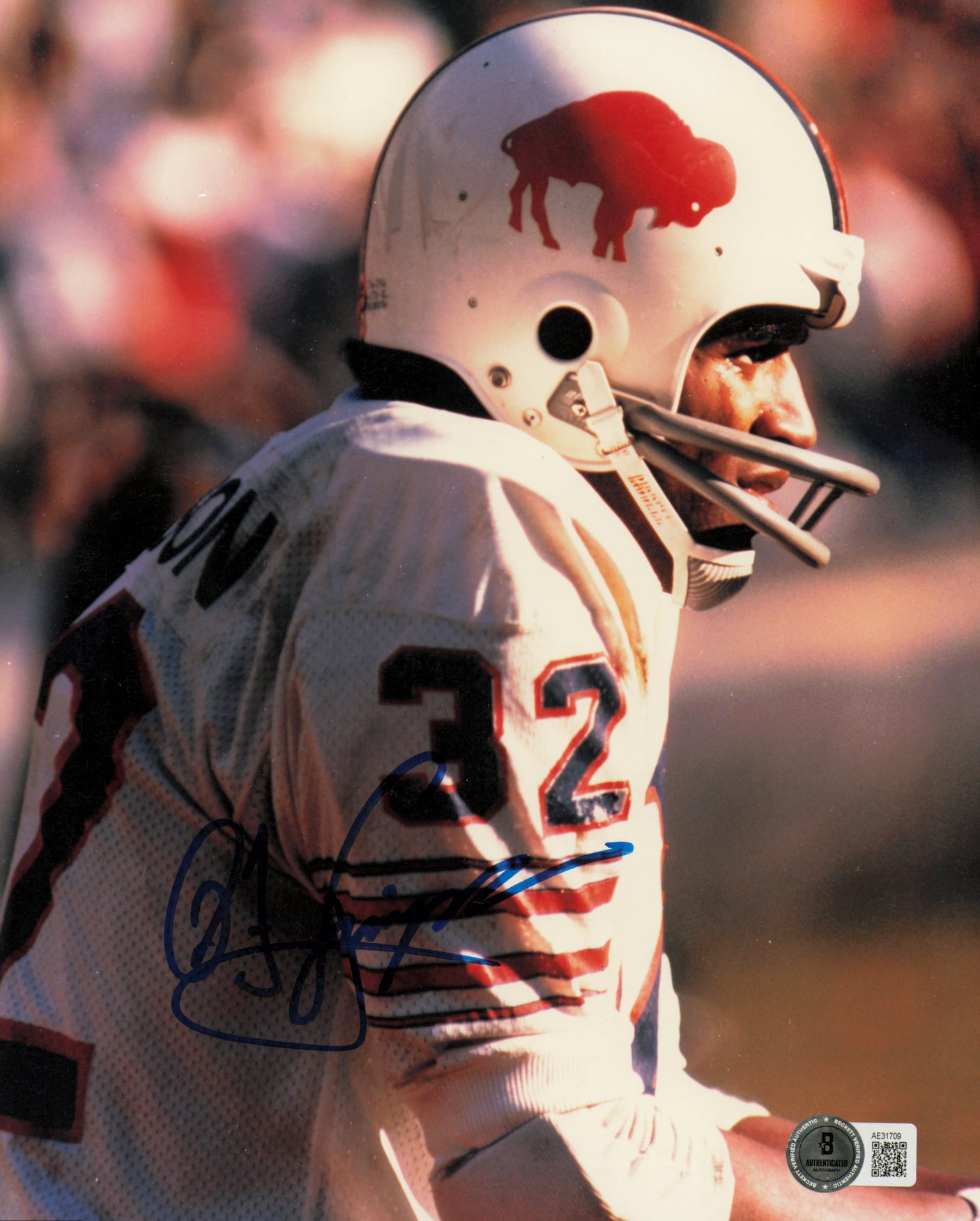 O.J. Simpson Autographed 8x10 Photo Buffalo Bills Beckett BAS QR #AE31709